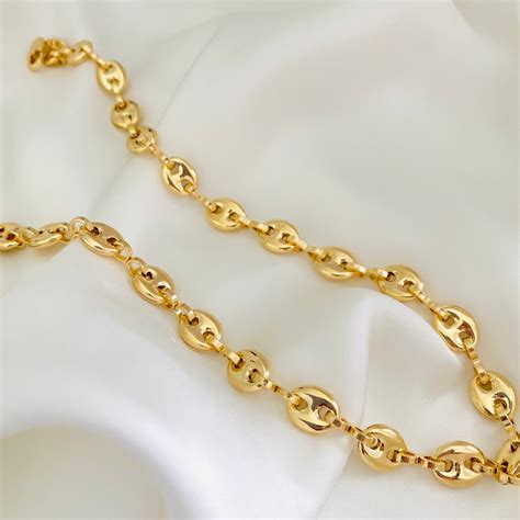 gucci men's gold chain only necklaces|gucci 18k gold barrel necklace.